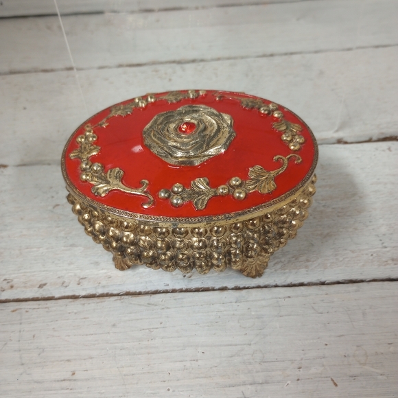 Vintage Trinket, Oval Jewelry Box, Gold Rose and Accents, Red Enamel & Red Stone - Picture 1 of 11